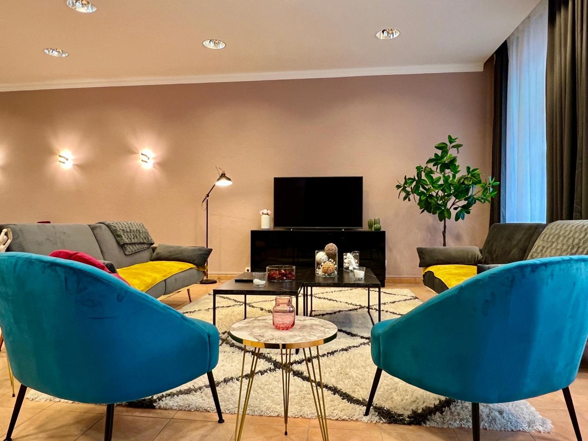 Vonmos City Apartments トラーベン・トラールバッハ エクステリア 写真
